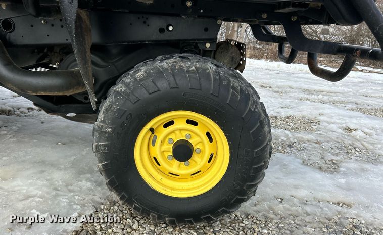 image for item EK2541 2011 John Deere Gator 625i utility vehicle