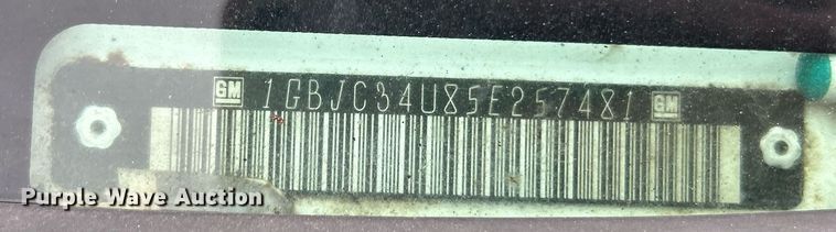 image for item EK2597 2005 Chevrolet Silverado 3500 dump bed pickup truck