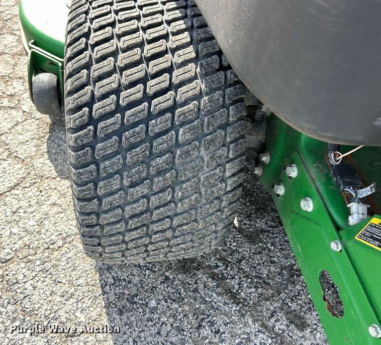 image for item EK2602 John Deere Z955M EFI  ZTR lawn mower