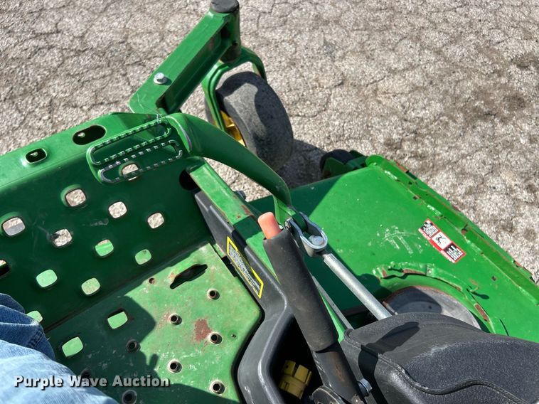 image for item EK2603 John Deere Z955M EFI ZTR lawn mower