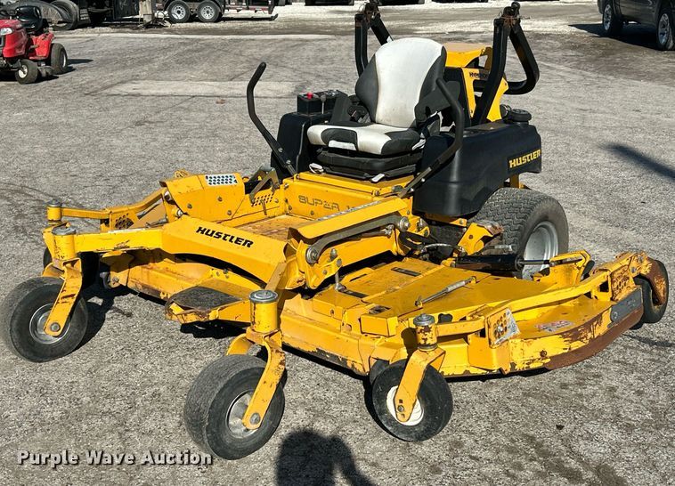 image for item EK2605 2017 Hustler Super 104 ZTR lawn mower