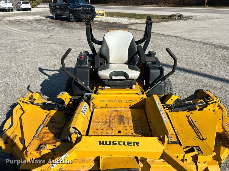 image for item EK2605 2017 Hustler Super 104 ZTR lawn mower