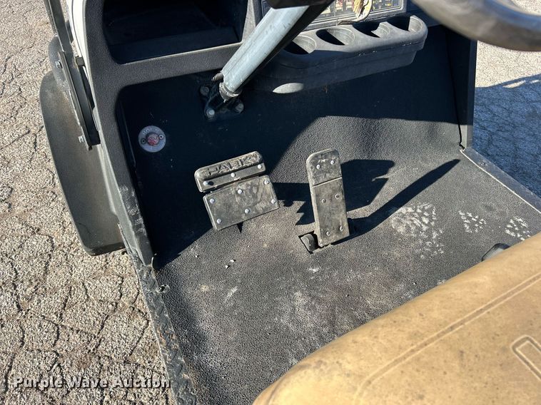 image for item EK2615 EZGO golf cart