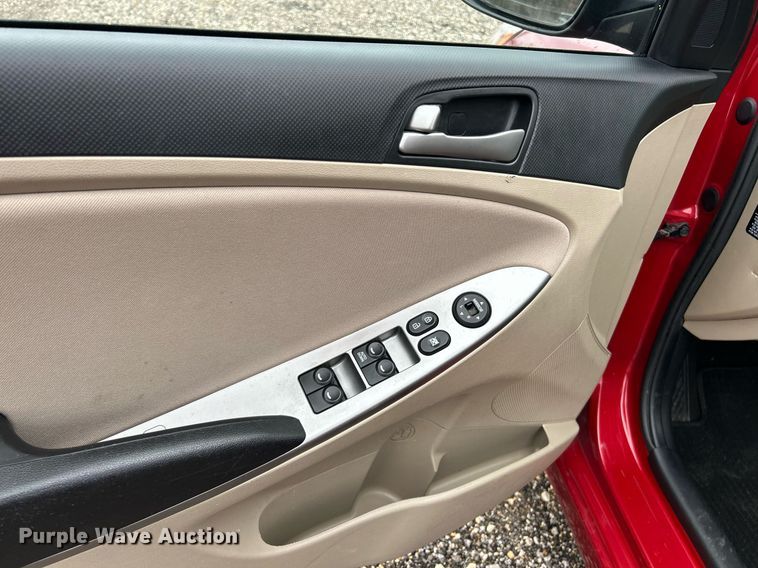 image for item EK2618 2017 Hyundai Accent 