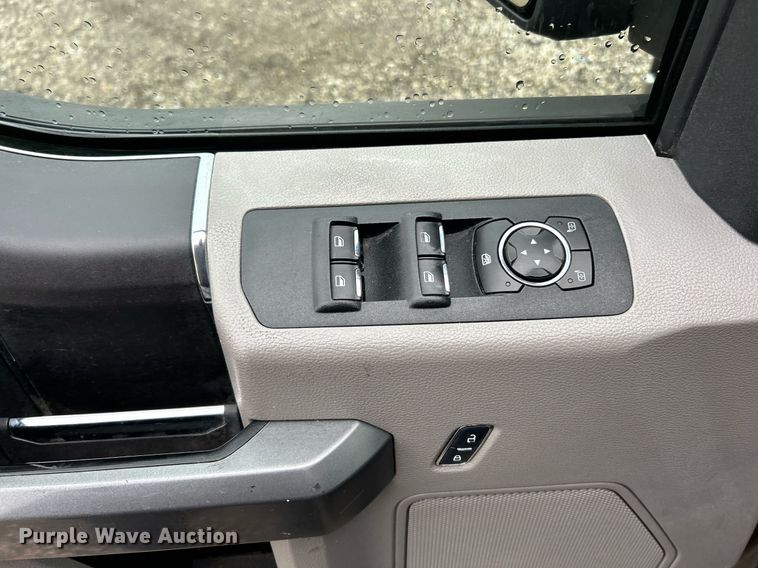 image for item EK2619 2018 Ford F150 XLT SuperCrew pickup truck