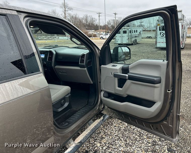 image for item EK2619 2018 Ford F150 XLT SuperCrew pickup truck