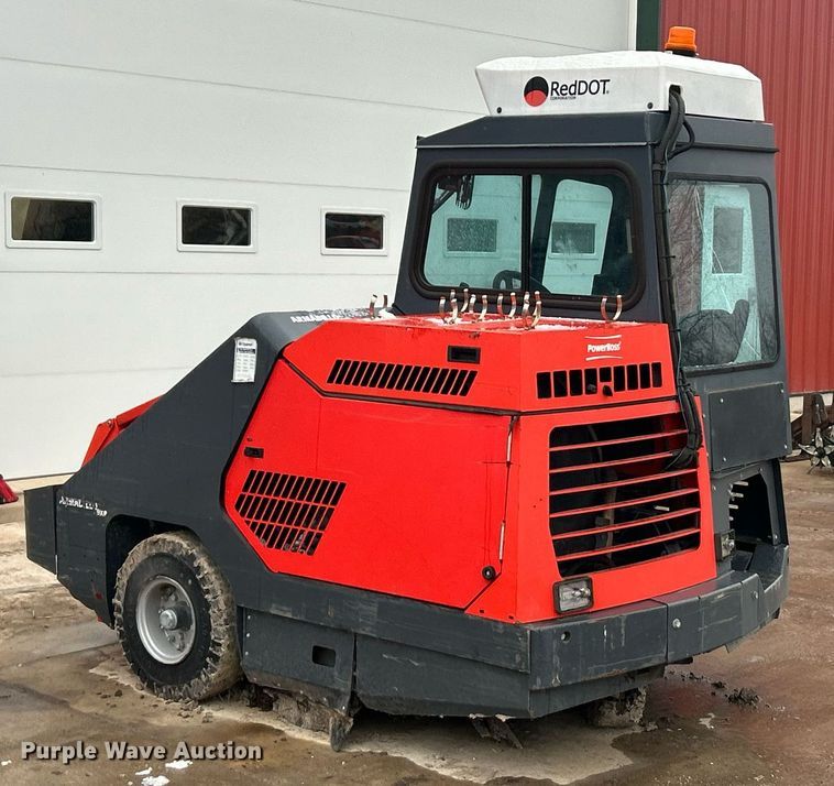 image for item EK2631 Power Boss Armadillo 9XR sweeper