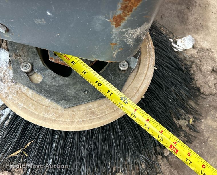 image for item EK2631 Power Boss Armadillo 9XR sweeper