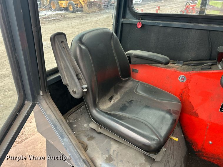 image for item EK2631 Power Boss Armadillo 9XR sweeper