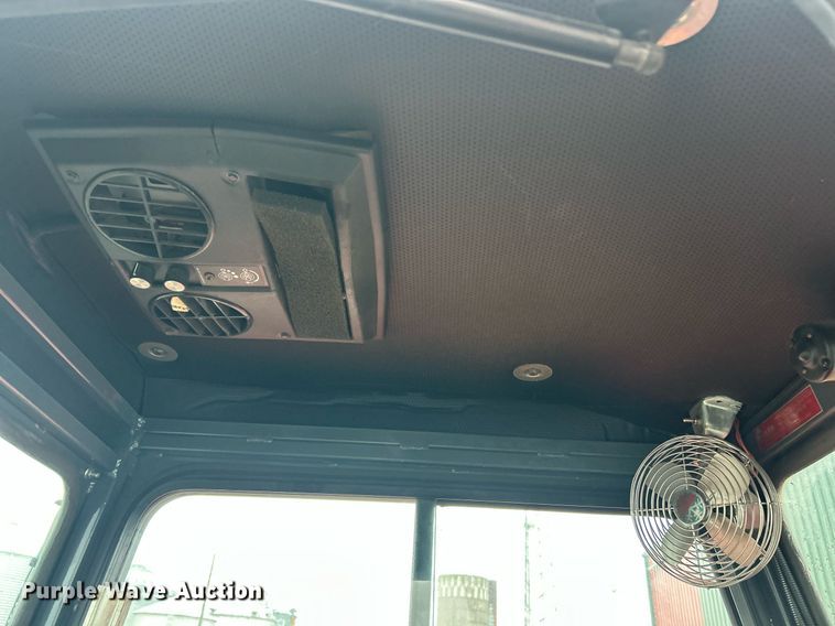 image for item EK2631 Power Boss Armadillo 9XR sweeper