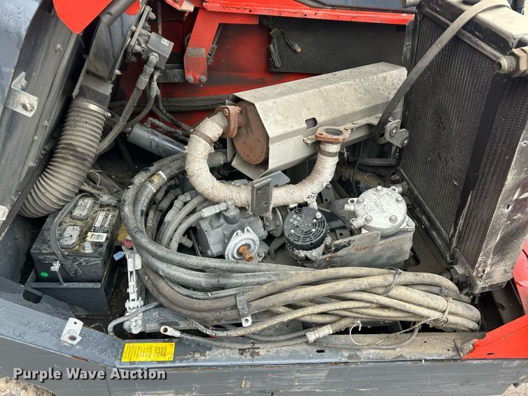 image for item EK2631 Power Boss Armadillo 9XR sweeper