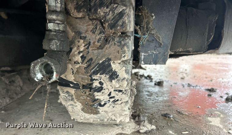 image for item EK2631 Power Boss Armadillo 9XR sweeper