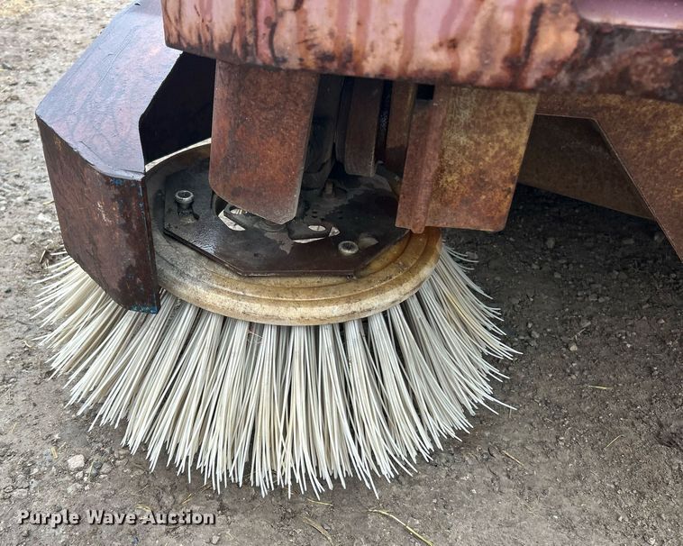 image for item EK2632 2000 Minuteman Powerboss Armadillo SW/8XV sweeper