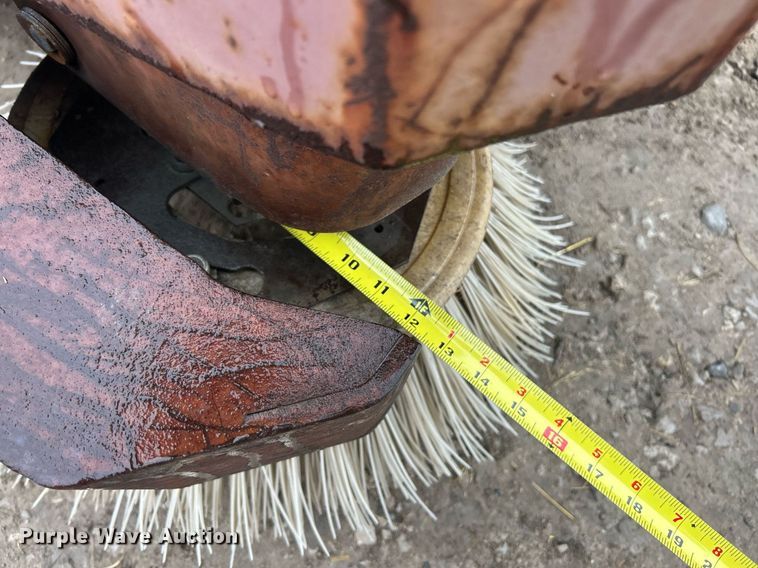 image for item EK2632 2000 Minuteman Powerboss Armadillo SW/8XV sweeper