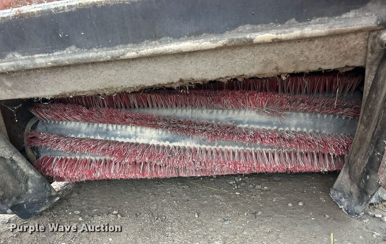 image for item EK2632 2000 Minuteman Powerboss Armadillo SW/8XV sweeper