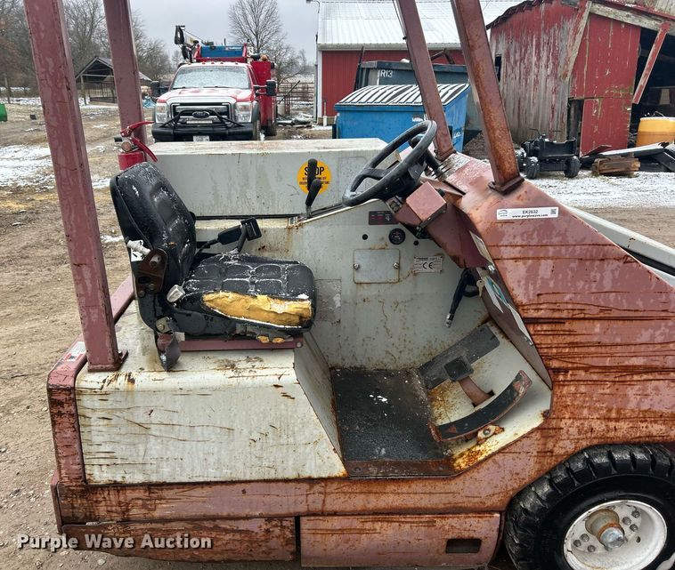 image for item EK2632 2000 Minuteman Powerboss Armadillo SW/8XV sweeper