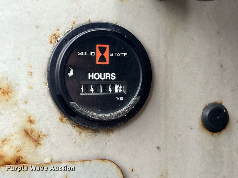 image for item EK2632 2000 Minuteman Powerboss Armadillo SW/8XV sweeper