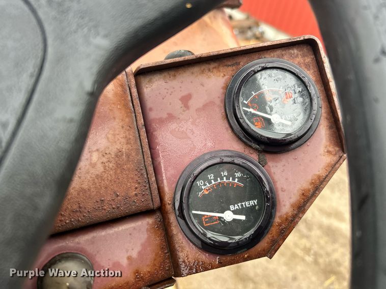 image for item EK2632 2000 Minuteman Powerboss Armadillo SW/8XV sweeper