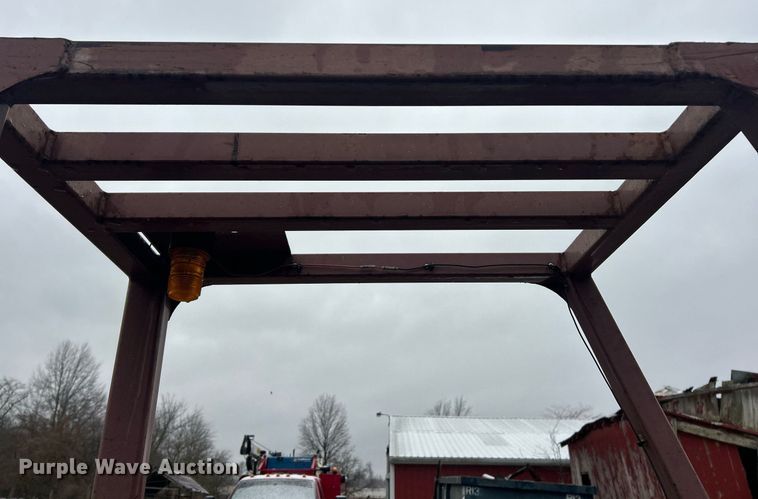 image for item EK2632 2000 Minuteman Powerboss Armadillo SW/8XV sweeper