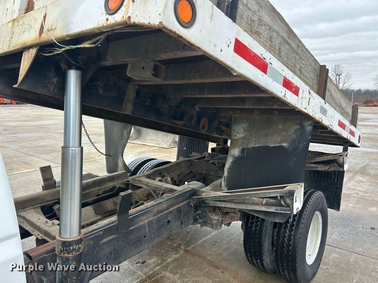 image for item EK2634 1989 Ford F450 Super Duty XL dump flatbed truck