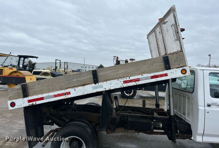 image for item EK2634 1989 Ford F450 Super Duty XL dump flatbed truck