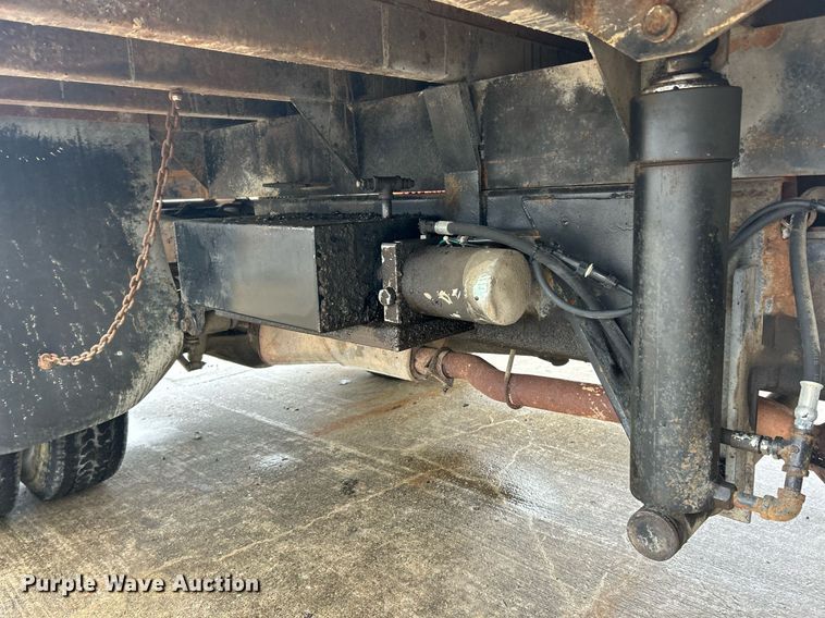 image for item EK2634 1989 Ford F450 Super Duty XL dump flatbed truck