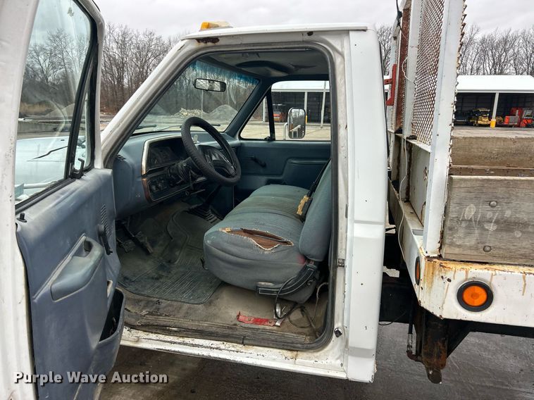 image for item EK2634 1989 Ford F450 Super Duty XL dump flatbed truck