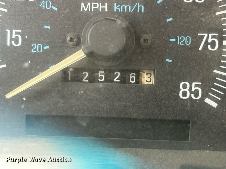 image for item EK2634 1989 Ford F450 Super Duty XL dump flatbed truck