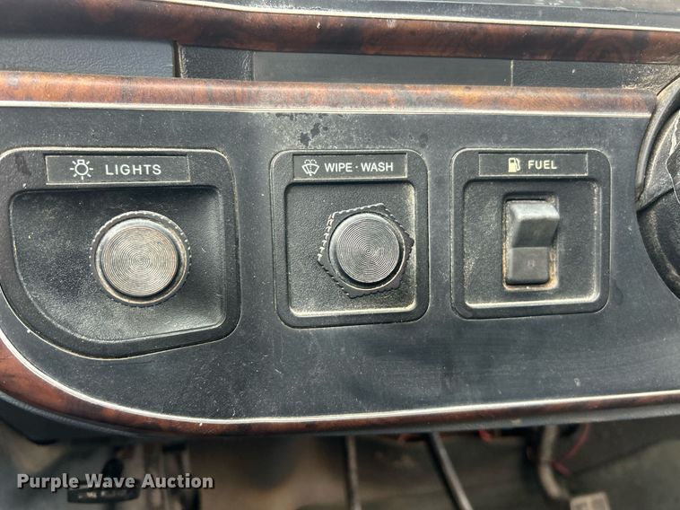 image for item EK2634 1989 Ford F450 Super Duty XL dump flatbed truck