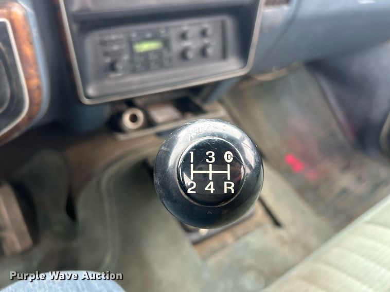 image for item EK2634 1989 Ford F450 Super Duty XL dump flatbed truck