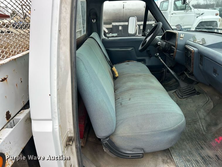 image for item EK2634 1989 Ford F450 Super Duty XL dump flatbed truck