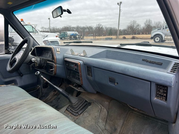 image for item EK2634 1989 Ford F450 Super Duty XL dump flatbed truck