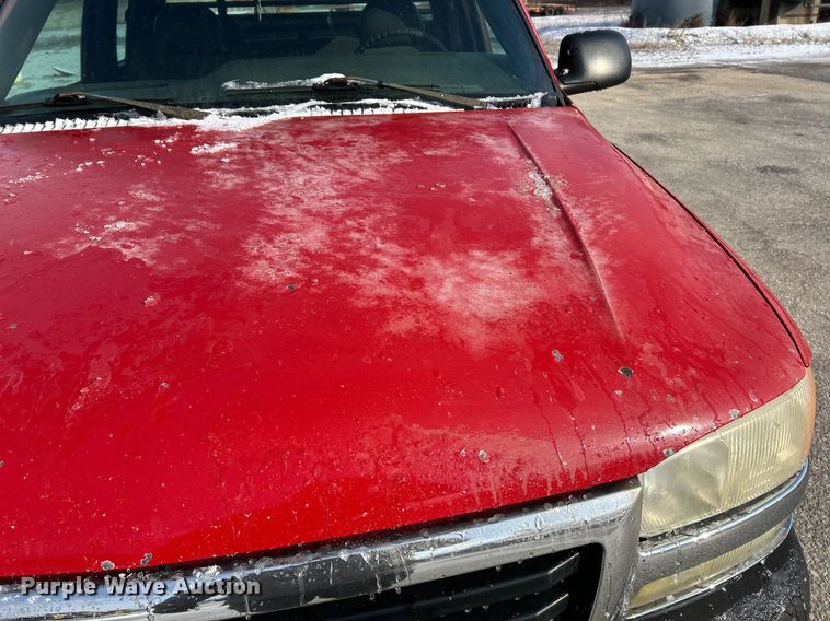 image for item EK2641 2002 GMC Sierra 2500HD Ext. Cab pickup truck