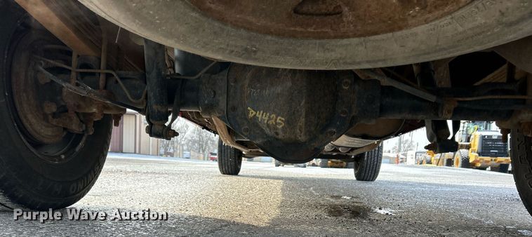 image for item EK2641 2002 GMC Sierra 2500HD Ext. Cab pickup truck