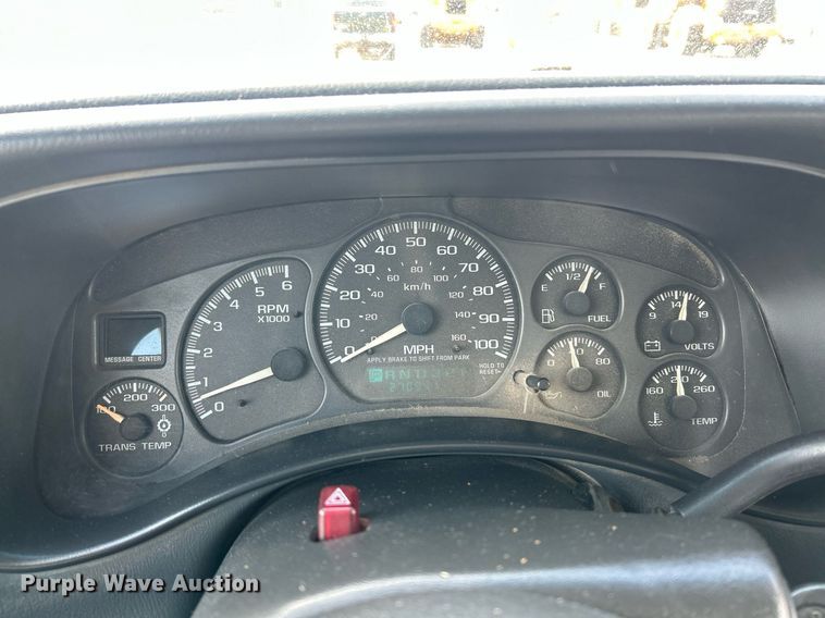 image for item EK2641 2002 GMC Sierra 2500HD Ext. Cab pickup truck