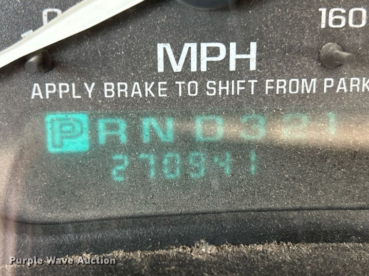 image for item EK2641 2002 GMC Sierra 2500HD Ext. Cab pickup truck