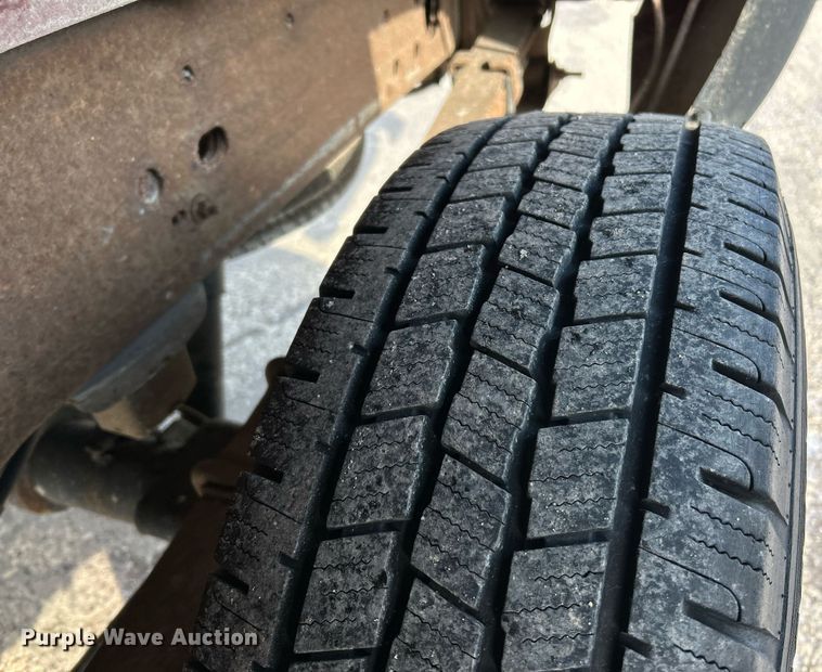 image for item EK2641 2002 GMC Sierra 2500HD Ext. Cab pickup truck