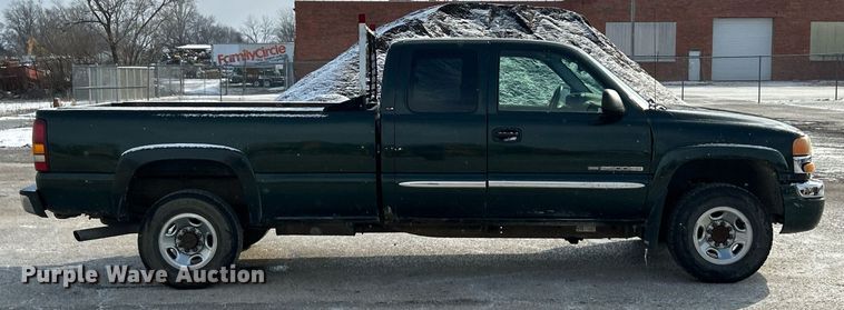 image for item EK2642 2006 GMC Sierra 2500HD Ext. Cab pickup truck