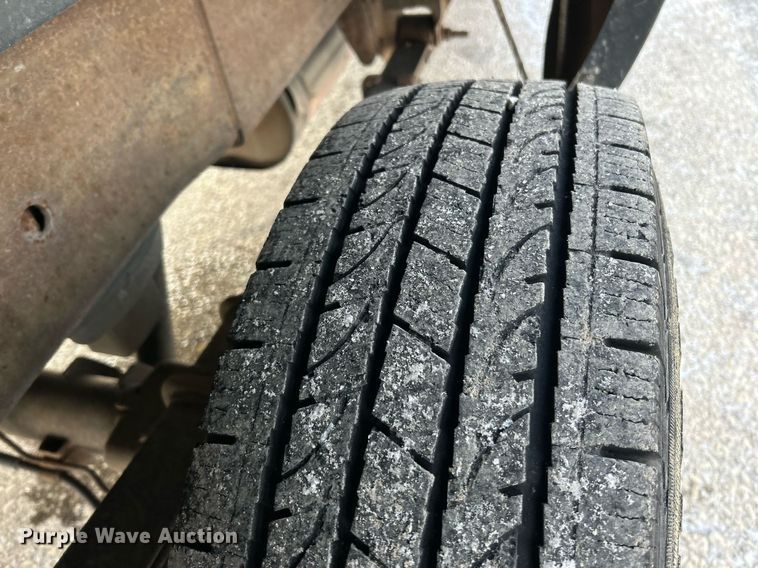 image for item EK2642 2006 GMC Sierra 2500HD Ext. Cab pickup truck