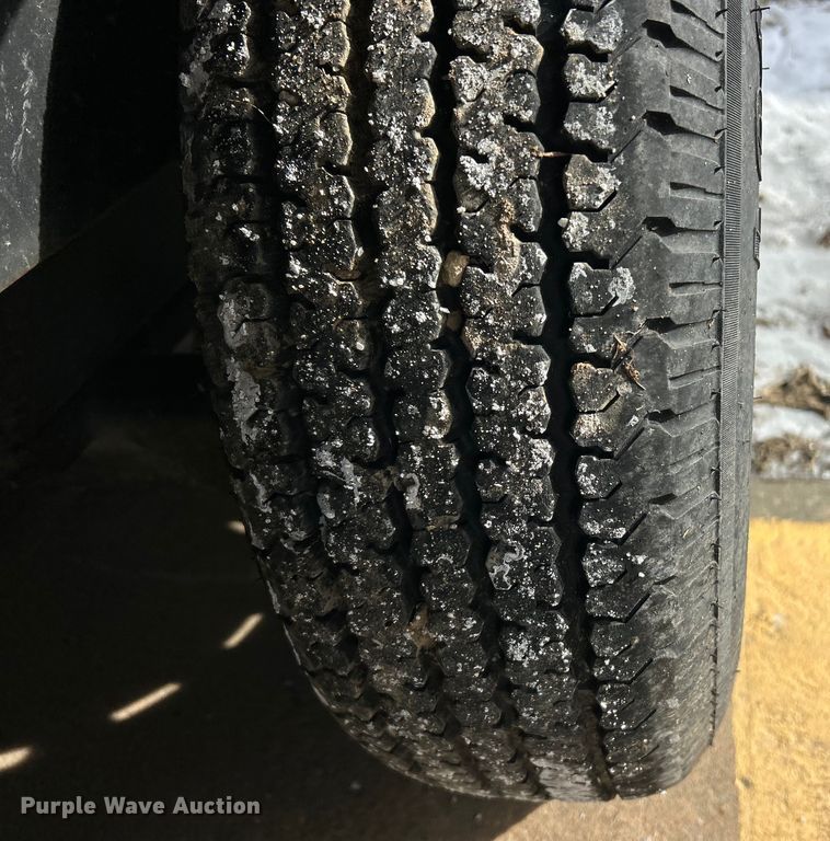 image for item EK2663 2018 Doolittle enclosed cargo trailer