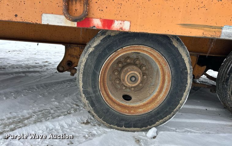 image for item EK2664 2006 Anderson equipment trailer