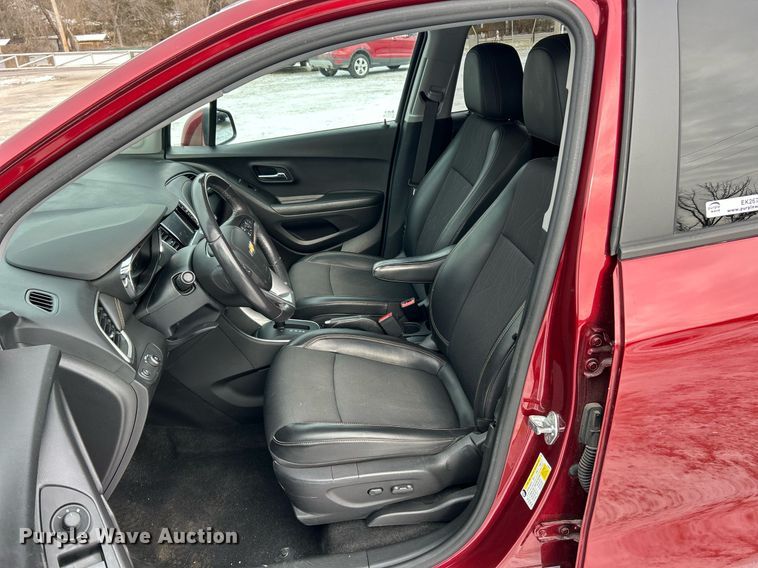 image for item EK2671 2021 Chevrolet Trax SUV