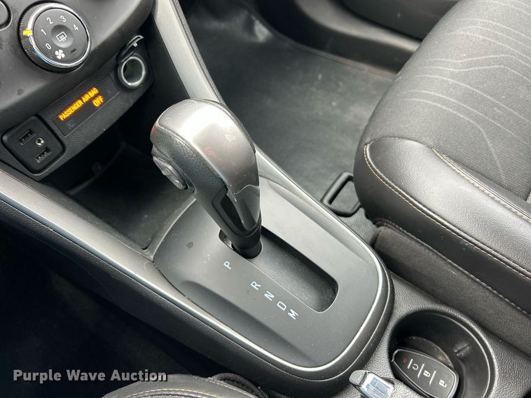 image for item EK2671 2021 Chevrolet Trax SUV