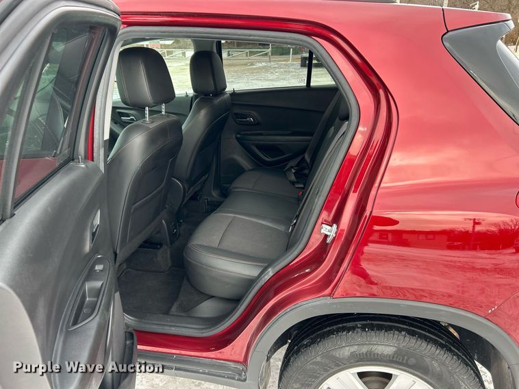 image for item EK2671 2021 Chevrolet Trax SUV