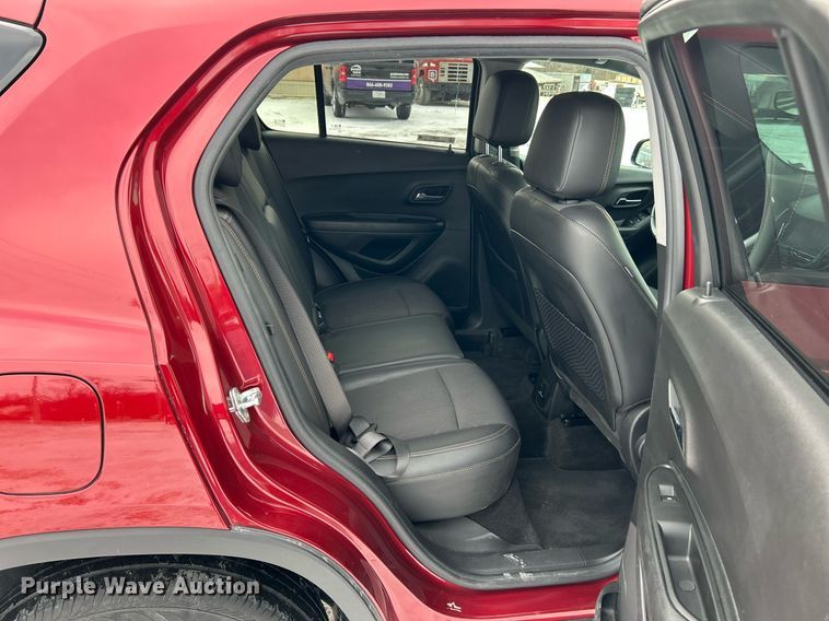 image for item EK2671 2021 Chevrolet Trax SUV