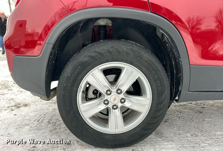 image for item EK2671 2021 Chevrolet Trax SUV