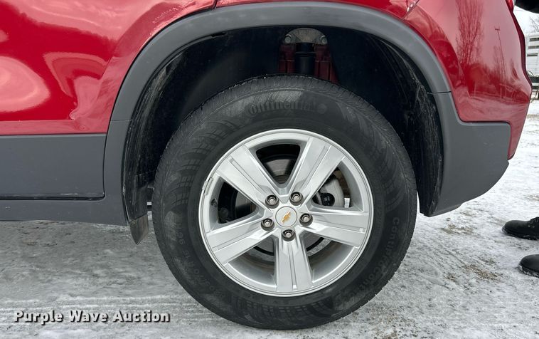 image for item EK2671 2021 Chevrolet Trax SUV