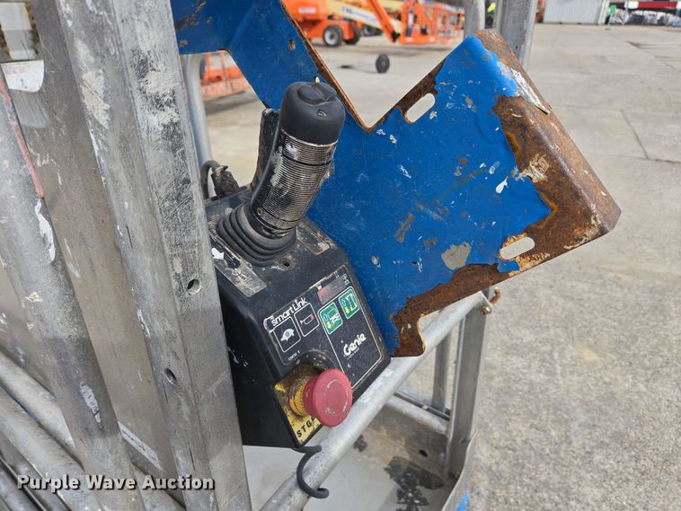 image for item EM6002 2015 Genie GR-20 vertical lift