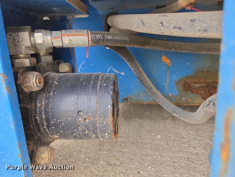 image for item EM6002 2015 Genie GR-20 vertical lift