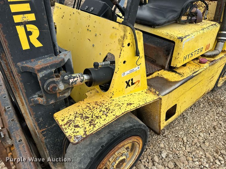image for item EN5094 1996 Hyster H80XL forklift
